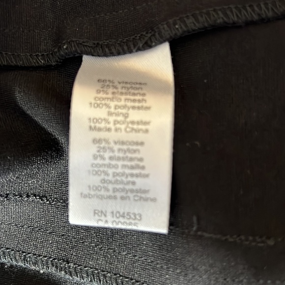 NANETTE LEPORE | Black Protagonist Floral Embroidered Ponte Jacket. Sz. 0 - Picture 10 of 11